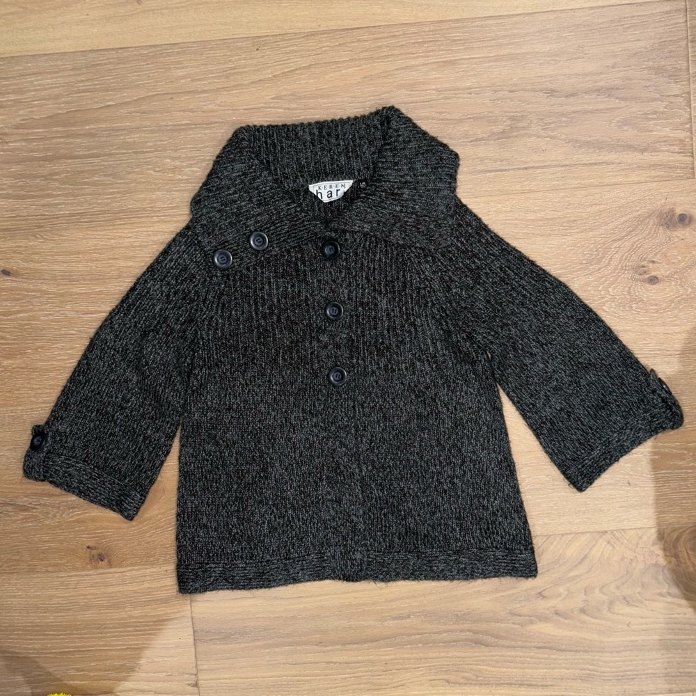 🔥Keren Hart Sweater Size L